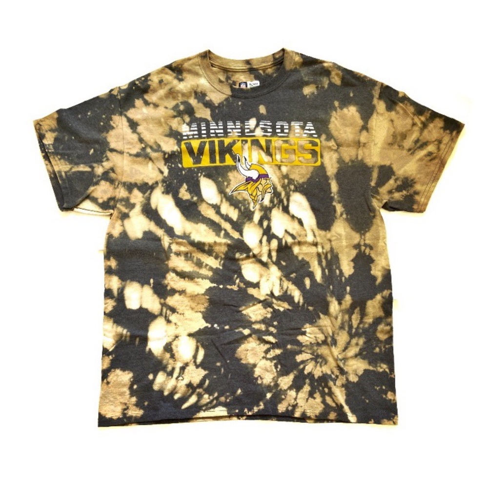 SALE✨ | Minnesota Vikings Bleach Dyed Tee